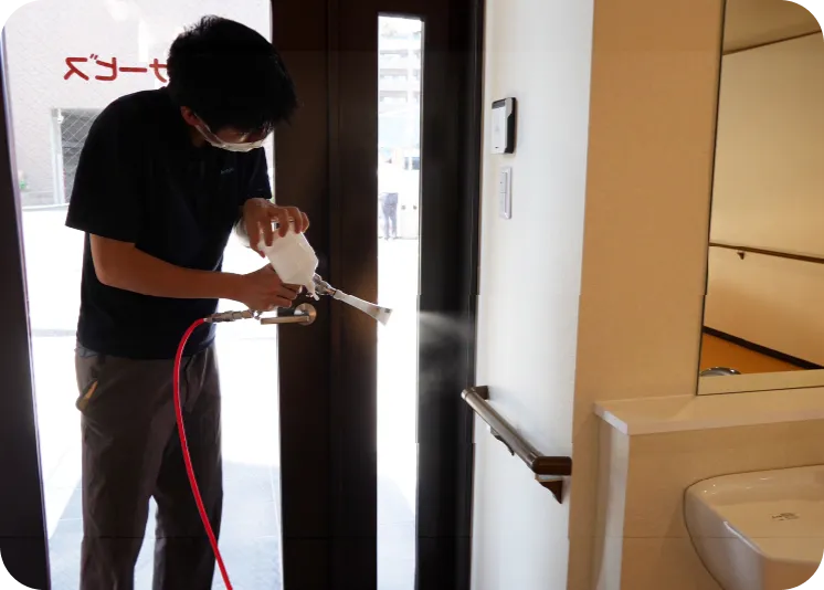 施設全体を抗菌コーティング | 株式会社やすら木